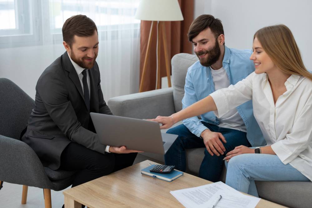 HOA lien and foreclosure process for homeowners associations
