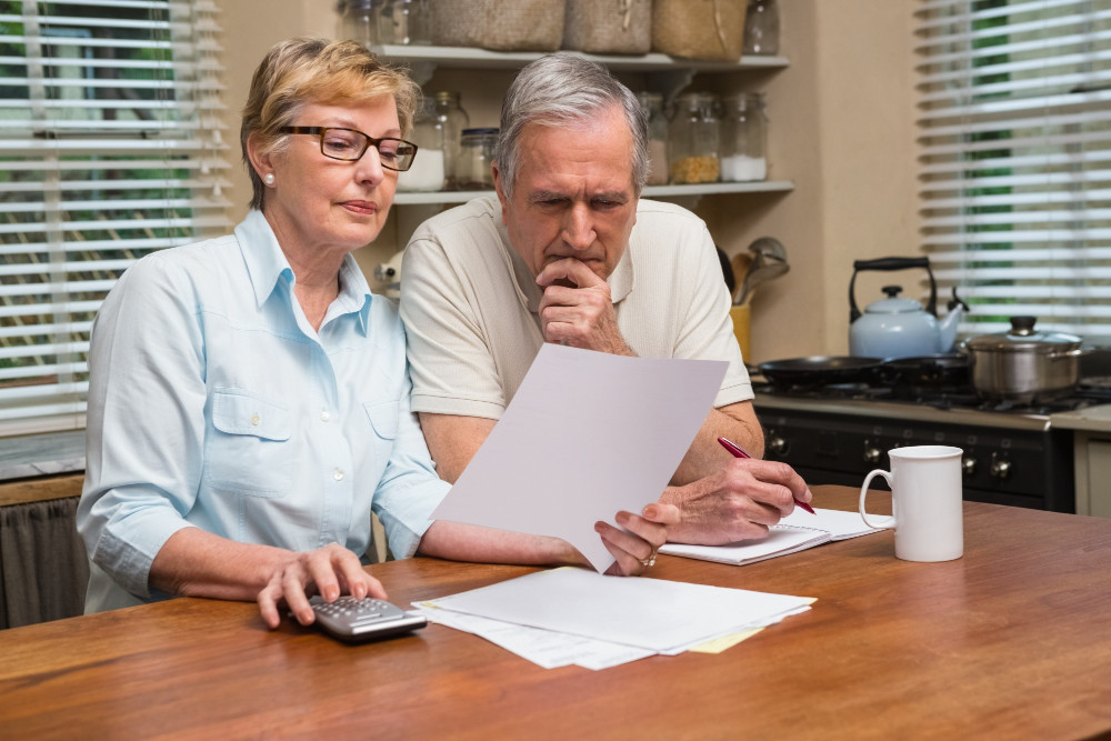 Homeowner reviewing an HOA violation notice and understanding legal rights in Nevada.
