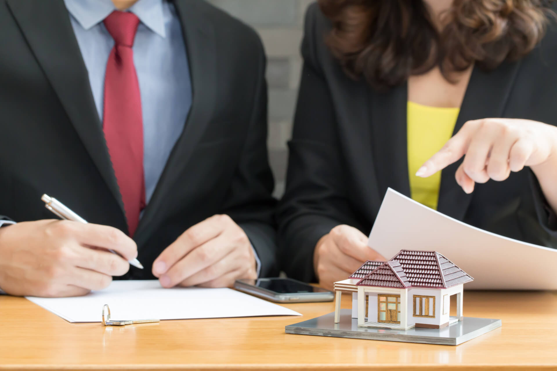 hoa-fine-dispute-california-nevada HOA fine dispute involving a homeowner in California or Nevada