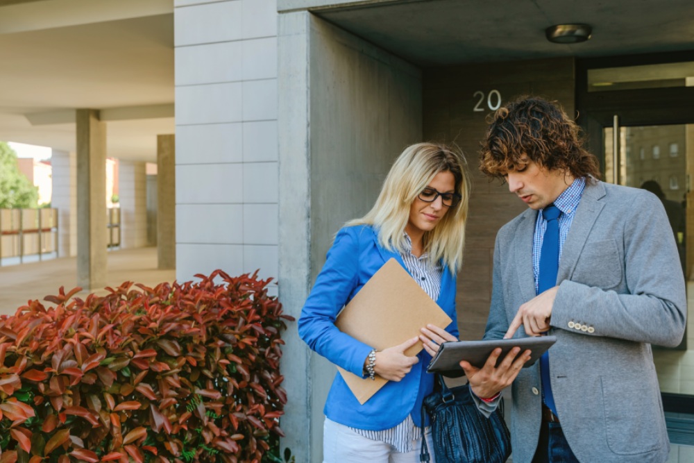 Escrow officer requesting a statement of demand from a Nevada homeowners association