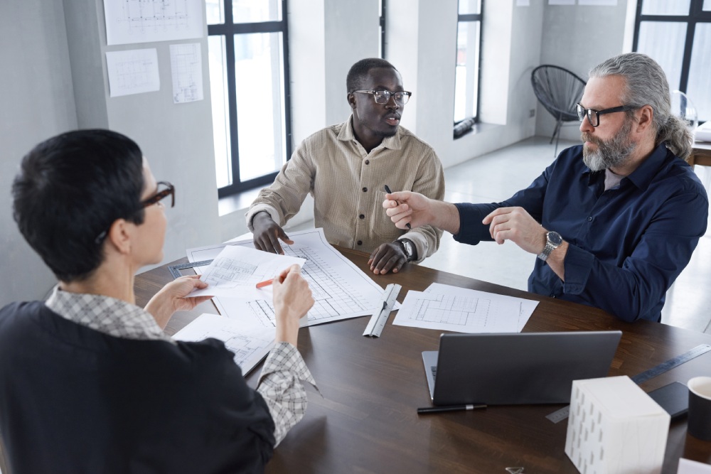 Nevada HOA conflict of interest rules: disclose and abstain on personal profit, disclose family interests, no contracts with board members, gift limits, candidate disclosure