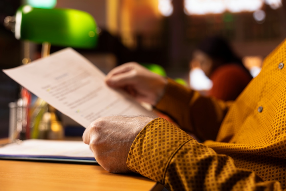 Checklist to tell whether an HOA violation notice is valid in Nevada or California