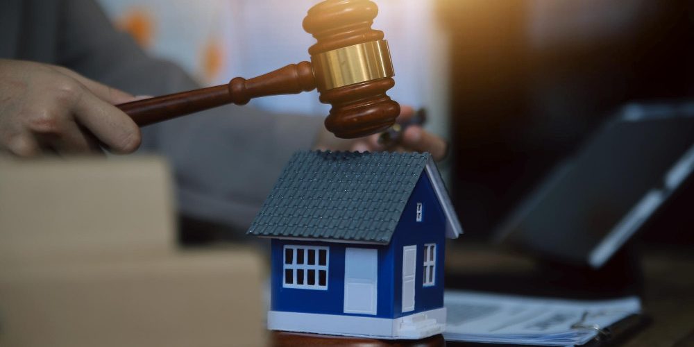 HOA fines liens and escalating homeowner association disputes
